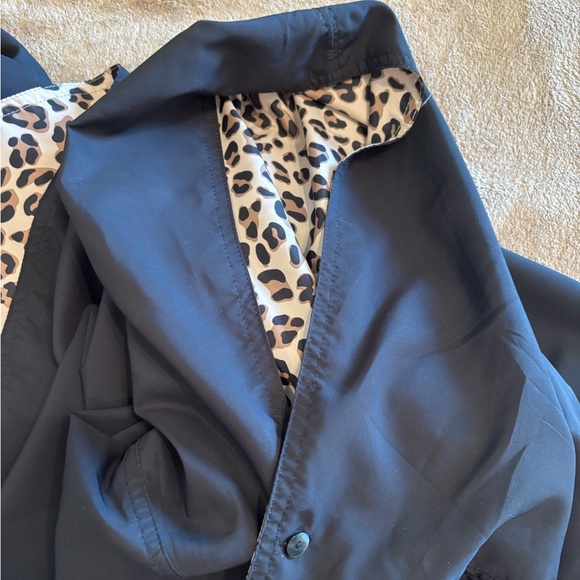 Black and animal print all weather Rainrap EUC - Picture 4 of 4